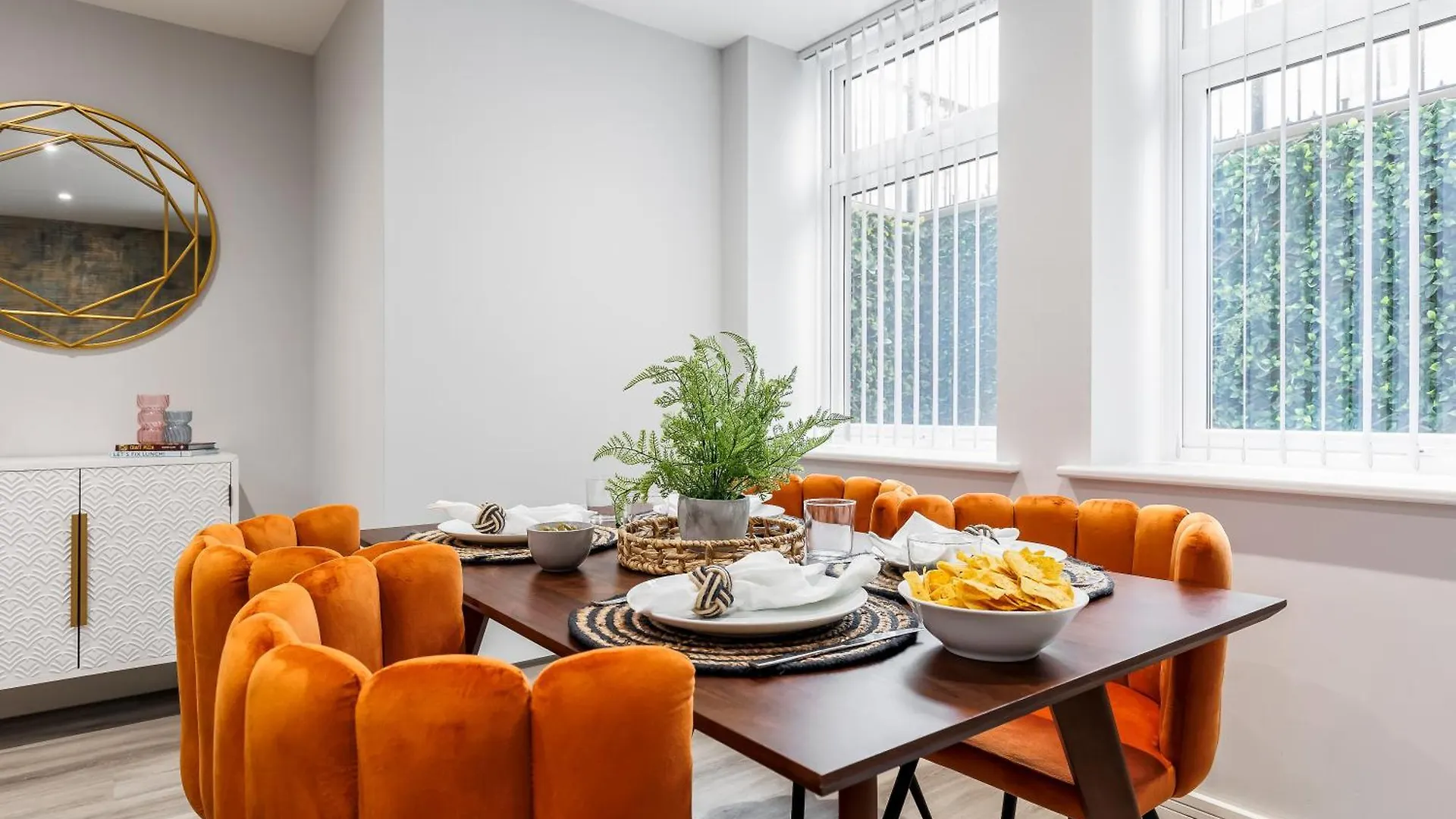 Sea Breeze - Pebbles Apartment Bournemouth