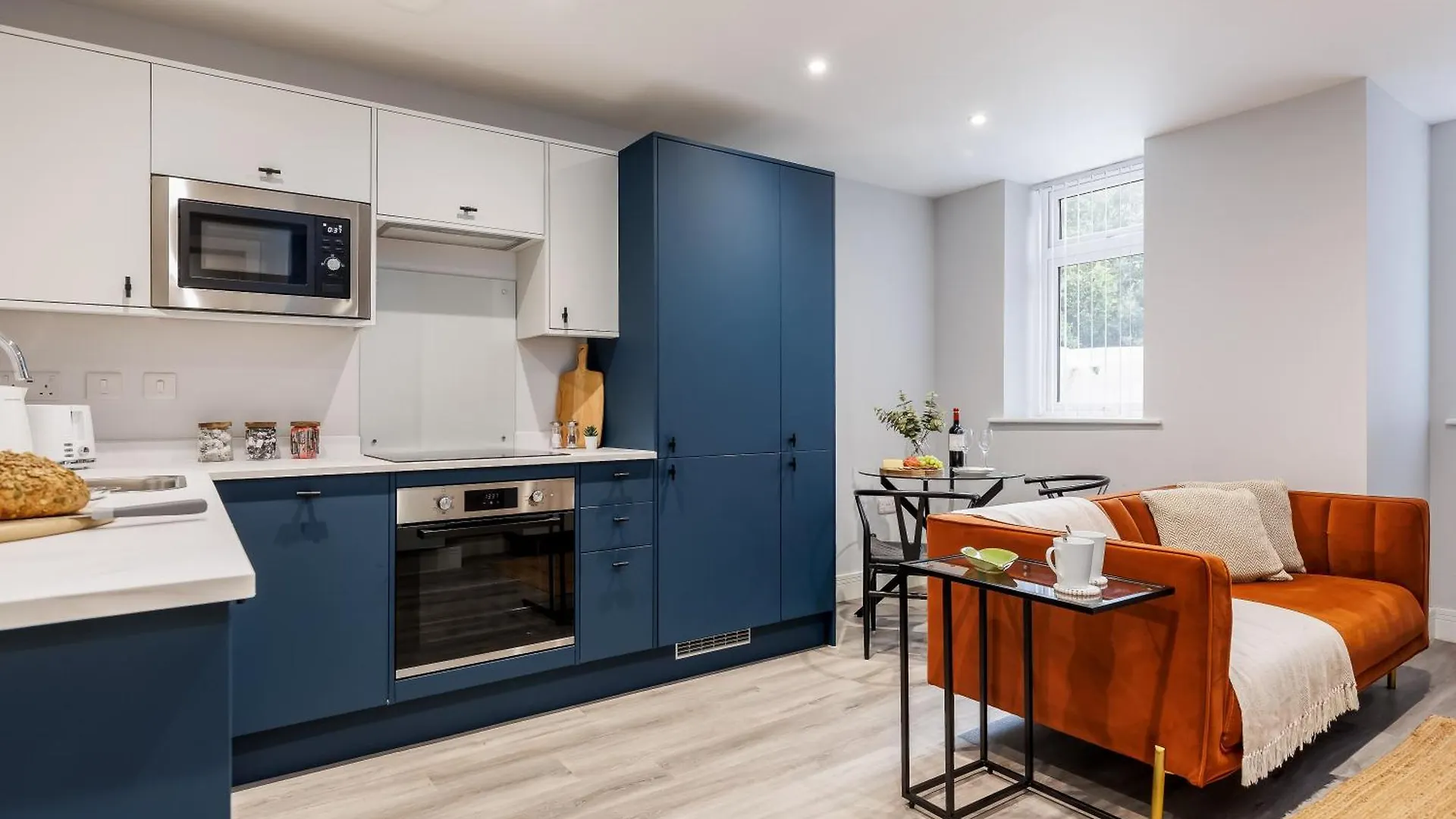 Sea Breeze - Pebbles Apartment Bournemouth
